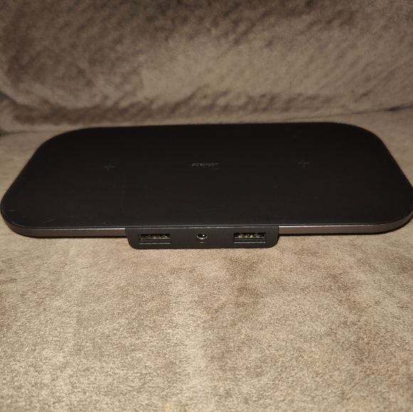 Ubiolabs 4in1 Wireless Charging Pad AWC1093 - Picture 3 of 3